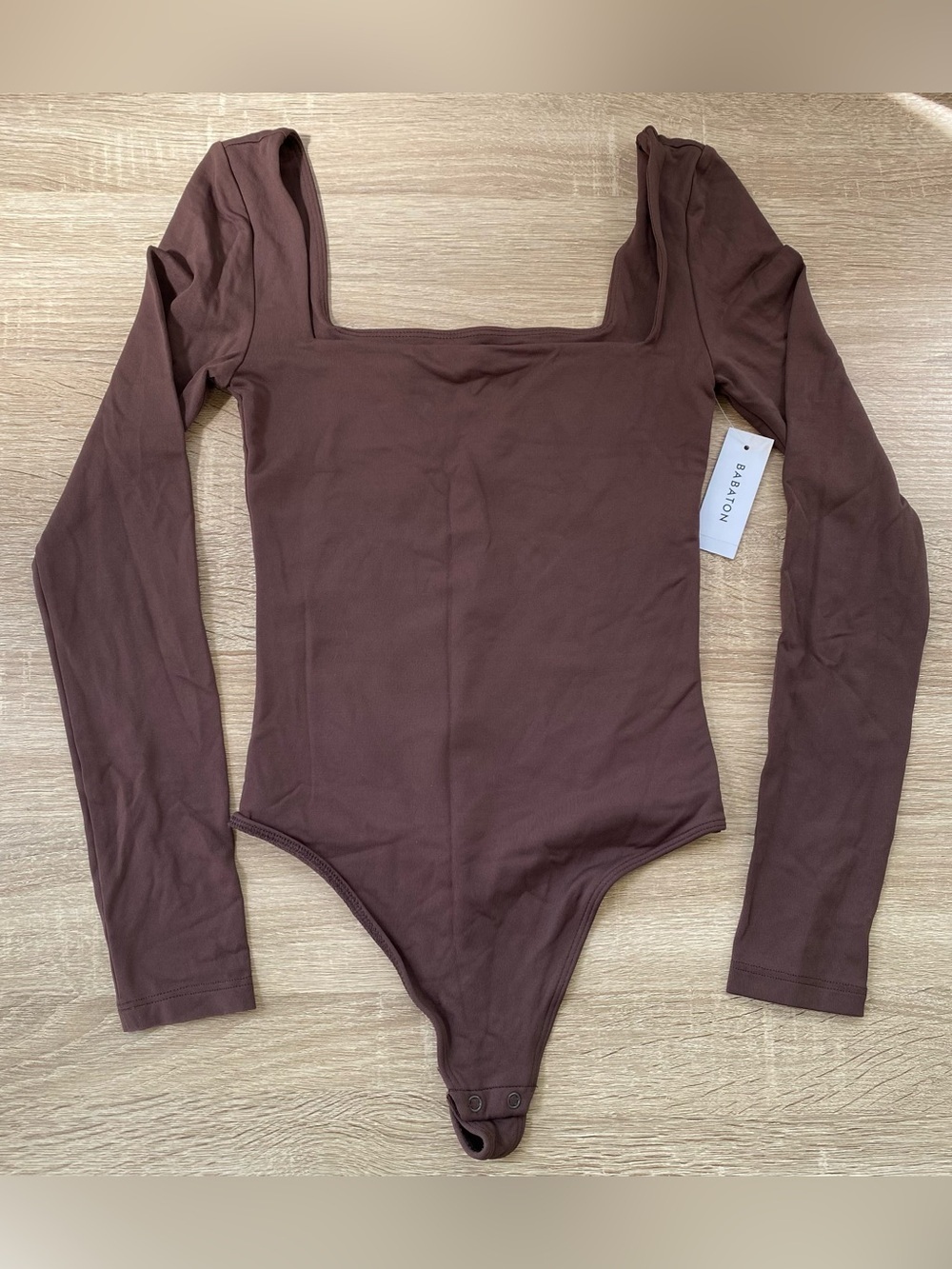 NWT Aritzia Babaton Contour Squareneck Longsleeve Bodysuit in Coffee Bean Brown